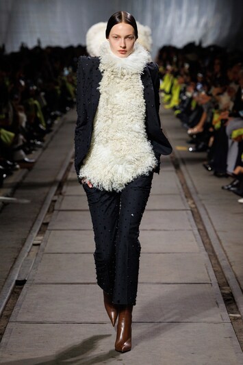 Alexander McQueen Autumn/Winter 2024 