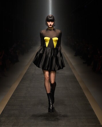 VERSACE FALL-WINTER 2025 - Look (30)