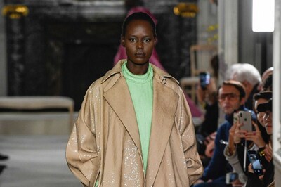 Valentino Haute Couture S/S19 Pierpaolo Naomi Campbell