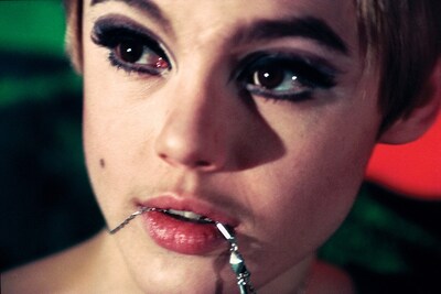 ‘Edie Sedgwick with Chain’, 1966.