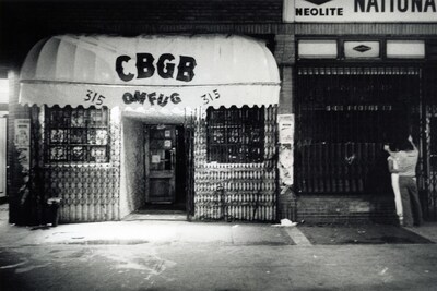 CBGB_bowery77_cbgb005H_godlis
