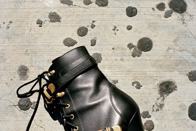 Foot Fetish Chloe Grace Press Chris Rhodes Shoes Versace