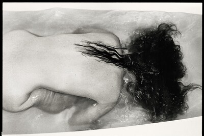 03_Amy_Arbus_Tub_15_175dpi