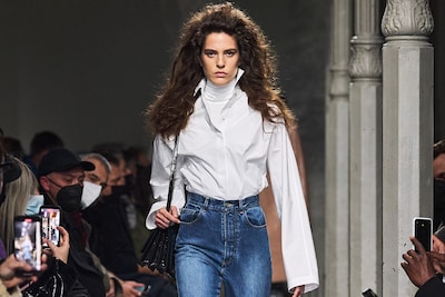 Ala&#239;a Summer-Fall show collection Pieter Mulier