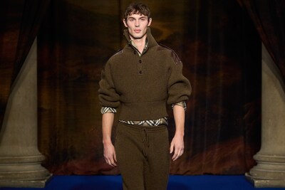 Burberry Winter 2025 Show - Look 6