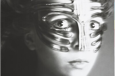 Penelope Tree, mask by Ungaro, Paris studio, Janua