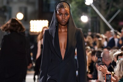 Ala&#239;a Winter/Spring 2022 Pieter Mulier