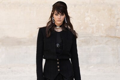Chanel Cruise Resort 2022 Virginie Viard show collection