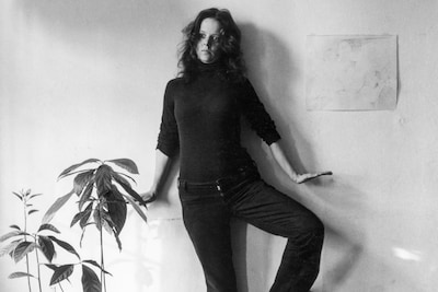 Melissa Shook’s Daily Self-Portraits, 1972-1973