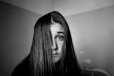 Ward 81: Voices by Mary Ellen Mark