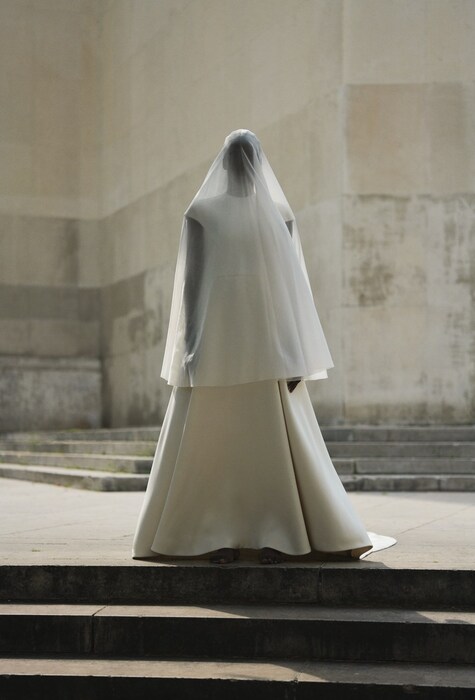 AN41_COV3_Balenciaga_OlaRindal_17