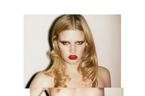 Lara I, 2009 &#169; Ezra Petronio. Court