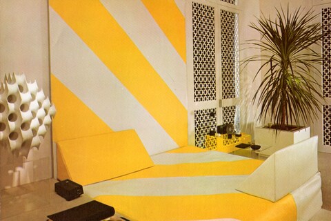 Modern Furniture and Decoration, 1971 &#169; Robert Harling