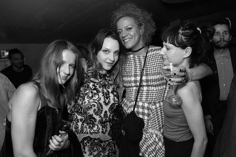 Olivia Singer, Nell Kalonji, Agata Belcen