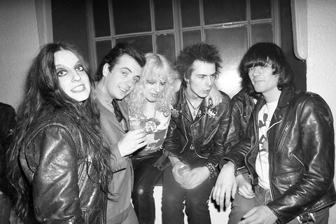Ramones-LondonNYE-C1-024