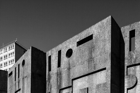Antony-Hollaway_liverpool_bw