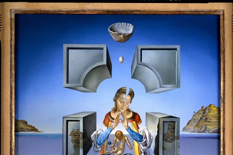 5.-Salvador-dalí.-Madonna-de-Portlligat,-1949.-Ha