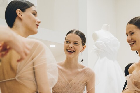 DIOR_HAUTE-COUTURE_AUTUMN-WINTER-2018-19_BACKSTAGE