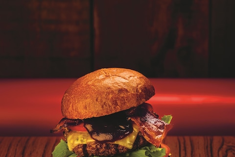 Bobby Briggs Barbeque Special Burger