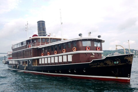 Sunset cruise down the Bosphorus