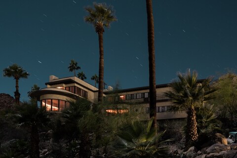 Midnight Modern