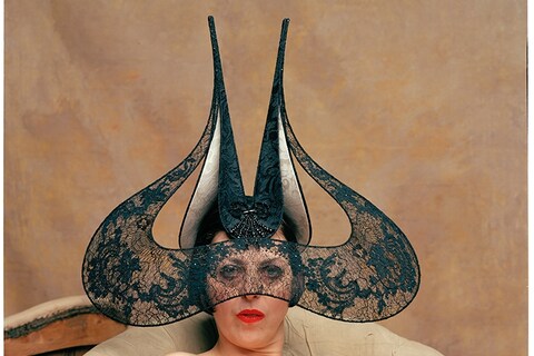 Isabella Blow, 2002