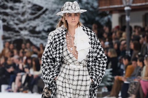 Chanel aw19 ski resort alpine karl lagerfeld