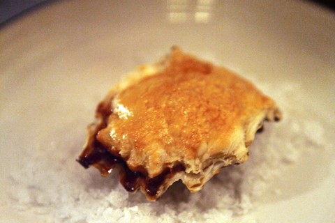 Rock oyster, Maldon stout and beef cheek pie
