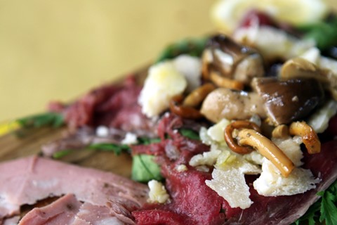 Ombra&#39;s Carne Salata