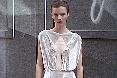 Fashion Week Through a Flip Phone