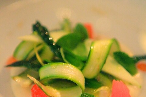 Green asparagus salad by Mauro Colagreco