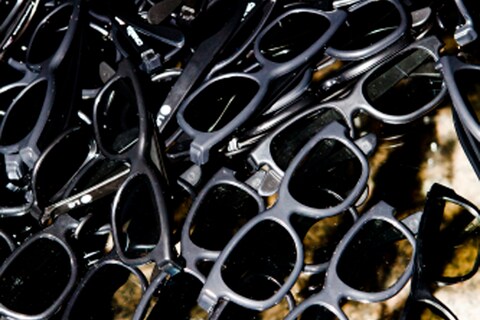 3D glasses for the KM3D-1 Premiere