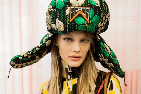 PradaResort19_Backstage (182)