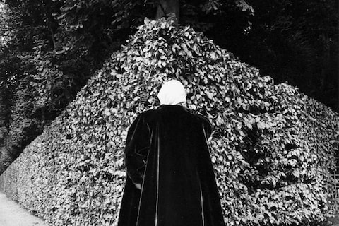 Coat Del Monica, pullover Beretta, park of the Palace of Ver