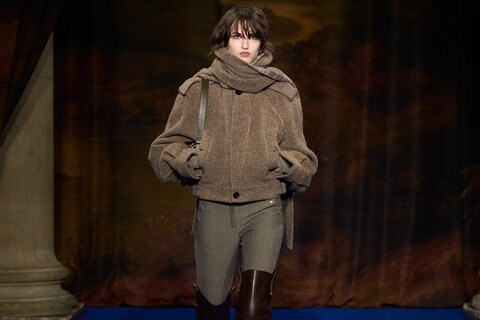 Burberry Winter 2025 Show - Look 1