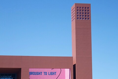 Lawrence Weiner, Outdoor commission at the University of Cal