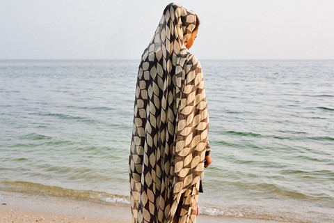 Hoda Afshar. Image from Speak The Wind (MACK, 2021)