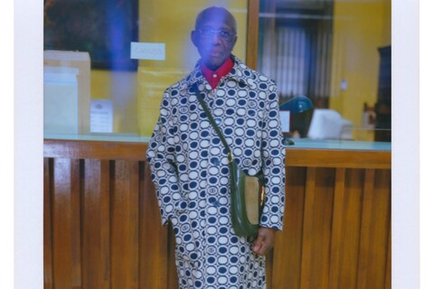 LOOK_39_