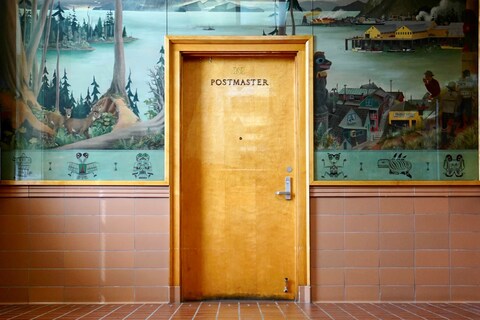 102-postmaster-alaska-@heath_travels