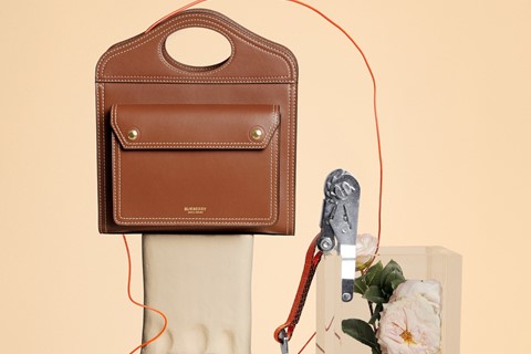 Burberry introduces the Pocket Bag campaign starri