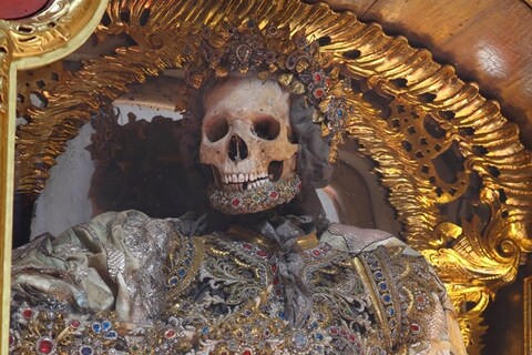 The relics of St Gratianus on the Marienaltar of the Basilic