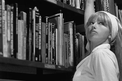 cindy-sherman-untitled-film-still-13-1978.