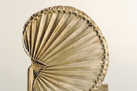 Cycnus, 1978, Wood, palm leaf, white paint, 40,5 x 24,5 x 6 