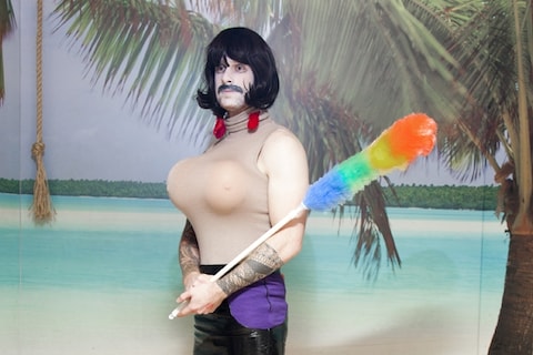 Ben Vowles as Freddie Mercury