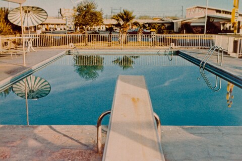 ART_RuschaE_2013_16_2_001_300dpi