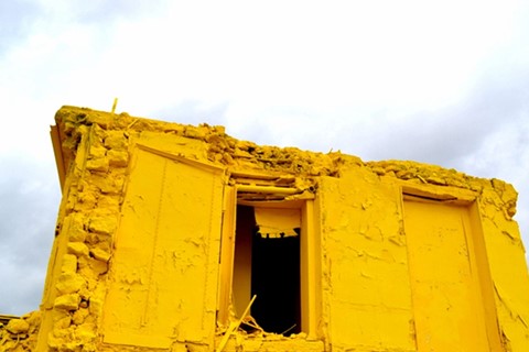 Yellow Summer House, Paris