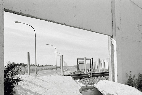 Death strip in northern Berlin, 1990