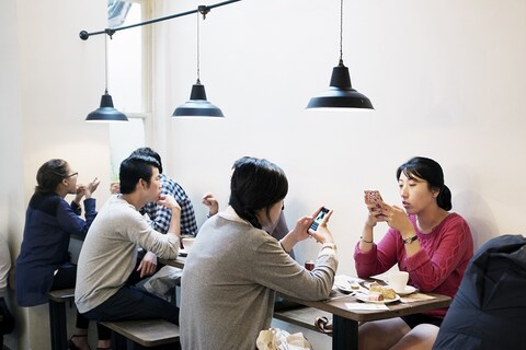 Restaurant Phones