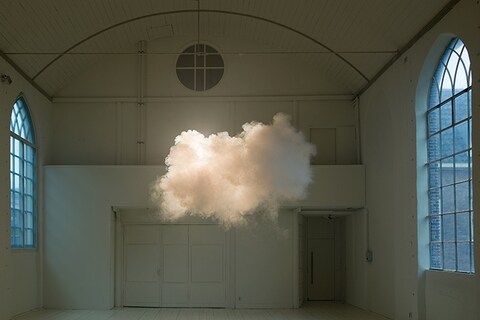 Berndnaut Smilde, Nimbus II, 2012