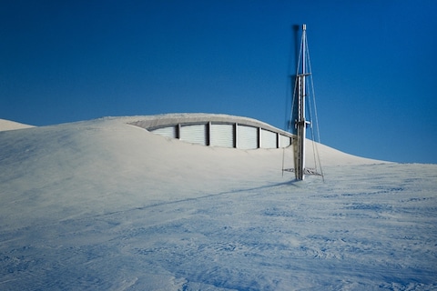 Outpost, Alex Hartley, 2011